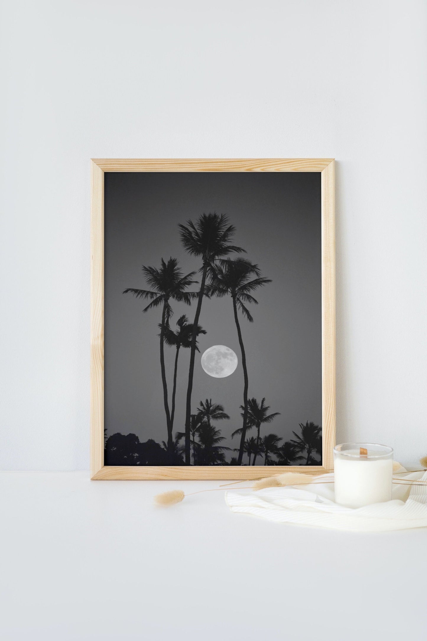 Palm Tree Luna