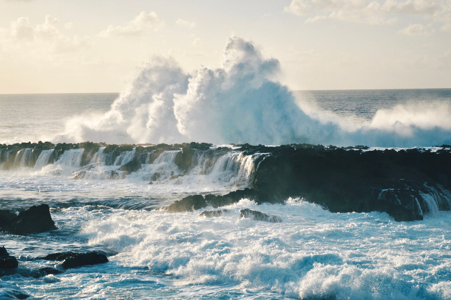 Haleiwa Pipeline Waves